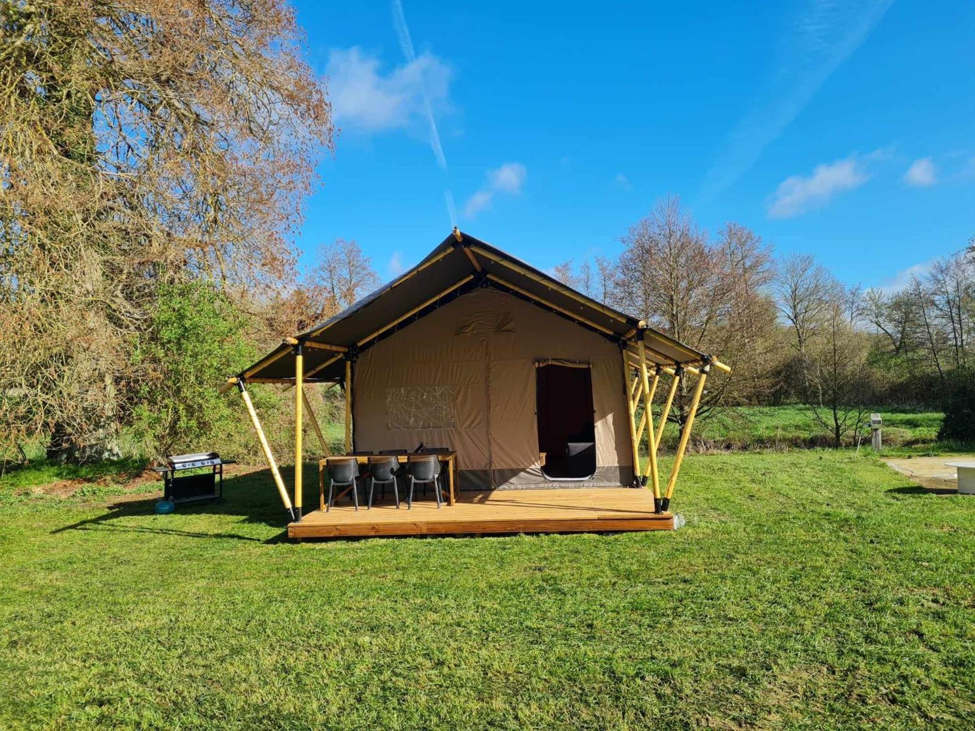 Camping De La Touche Ligueil Dış mekan fotoğraf
